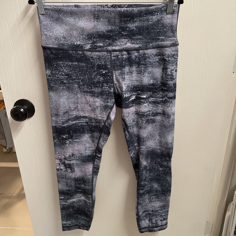 Lululemon Abstract Sky And Stars Graffiti Print Legging W 12